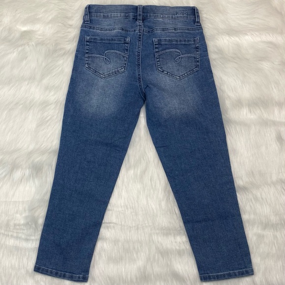 Justice Flower Apliquรฉ Embellished Blue Jeans 
Size 12 - Picture 4 of 14